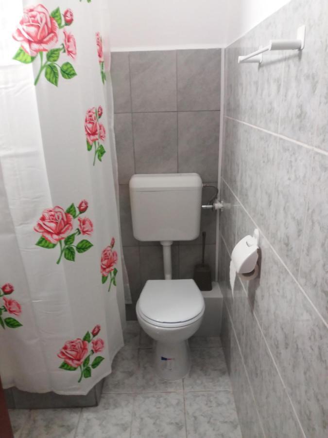 Cazare NEU-ARAD AUTOSTRADA Apartment Exterior foto
